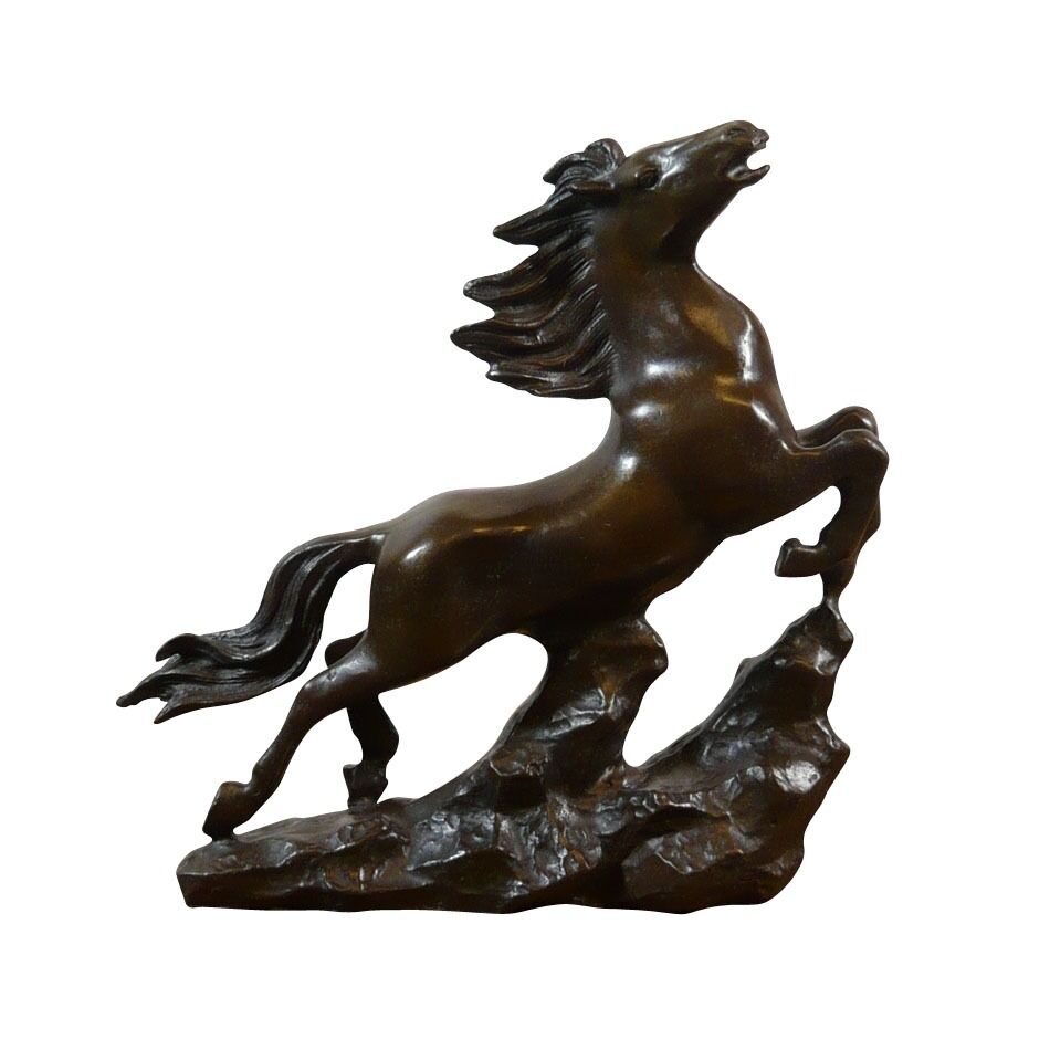 Sculpture en bronze d'un cheval