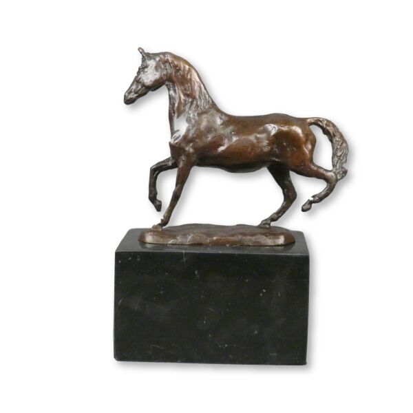 Bronze horse statue