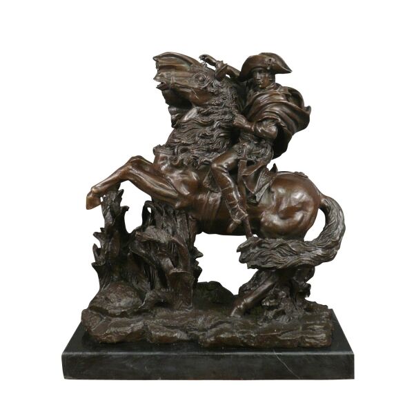 Bronze statue of Napoleon - Historical sculpture -
