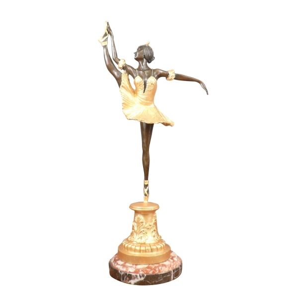 Barna és arany patinás táncosnő bronzszobra art deco stílusban -