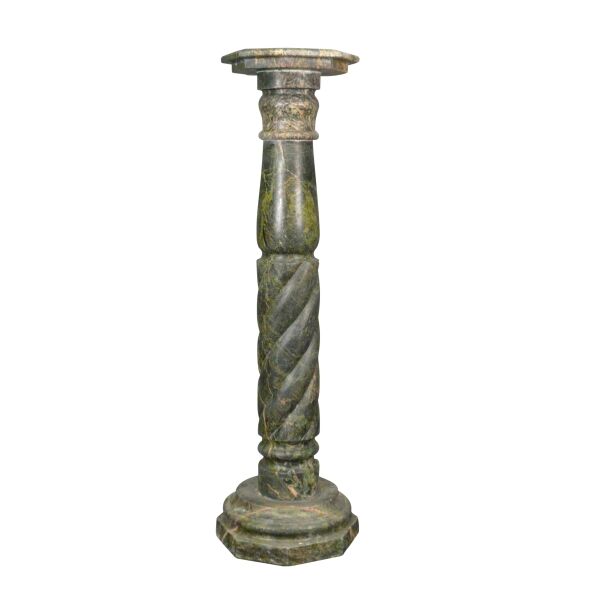 Colonne en marbre vert à torsades