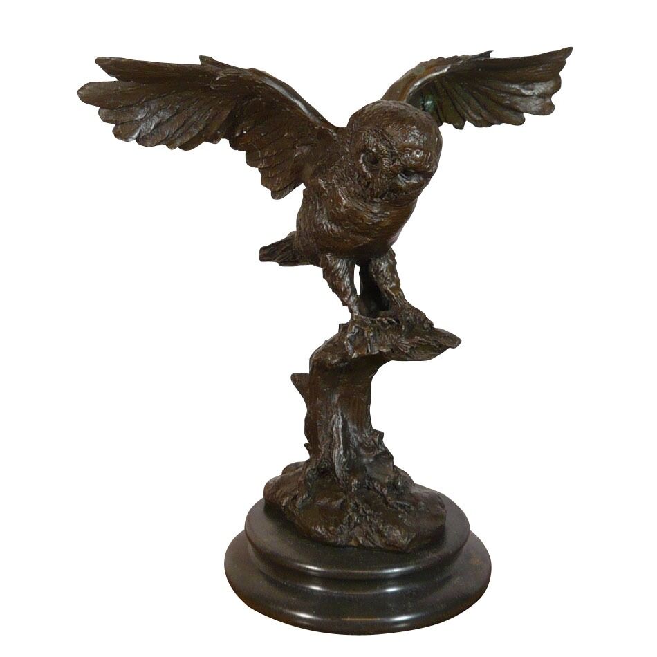 Statue en bronze d'une chouette - Sculptures et meubles art déco -