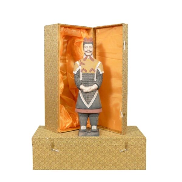 Général - Statuette soldat Chinois Xian en terre cuite 1 Général - Statuette soldat Chinois Xian en terre cuite