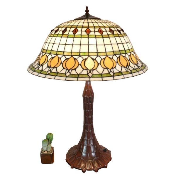 Lampe Tiffany blanche jaune et verte 3 Lampe de table Tiffany en verre