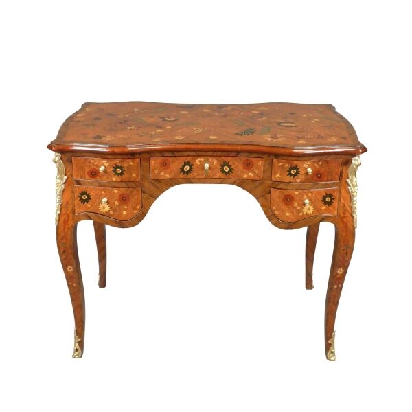 Bureau style Louis XV fleuri 3 Bureau Louis XV fleuri