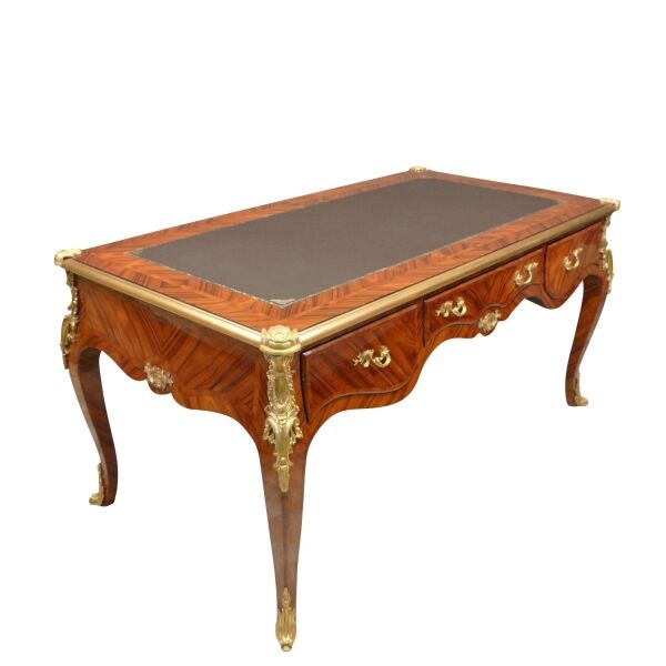 Bureau Louis XV en palissandre 3 Bureau Louis XV en placage style ministre