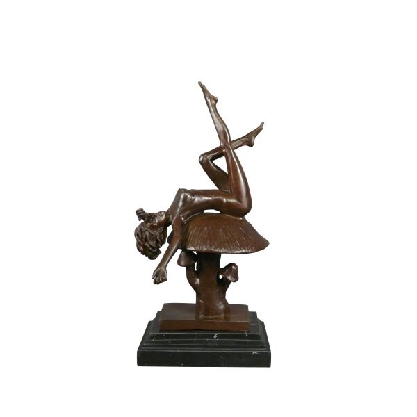 Statue en bronze d'une femme nue - Alice -