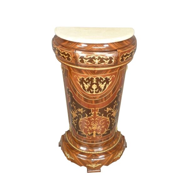 Meuble d'appui de style Louis XV 4 Meuble d'appui Louis XV