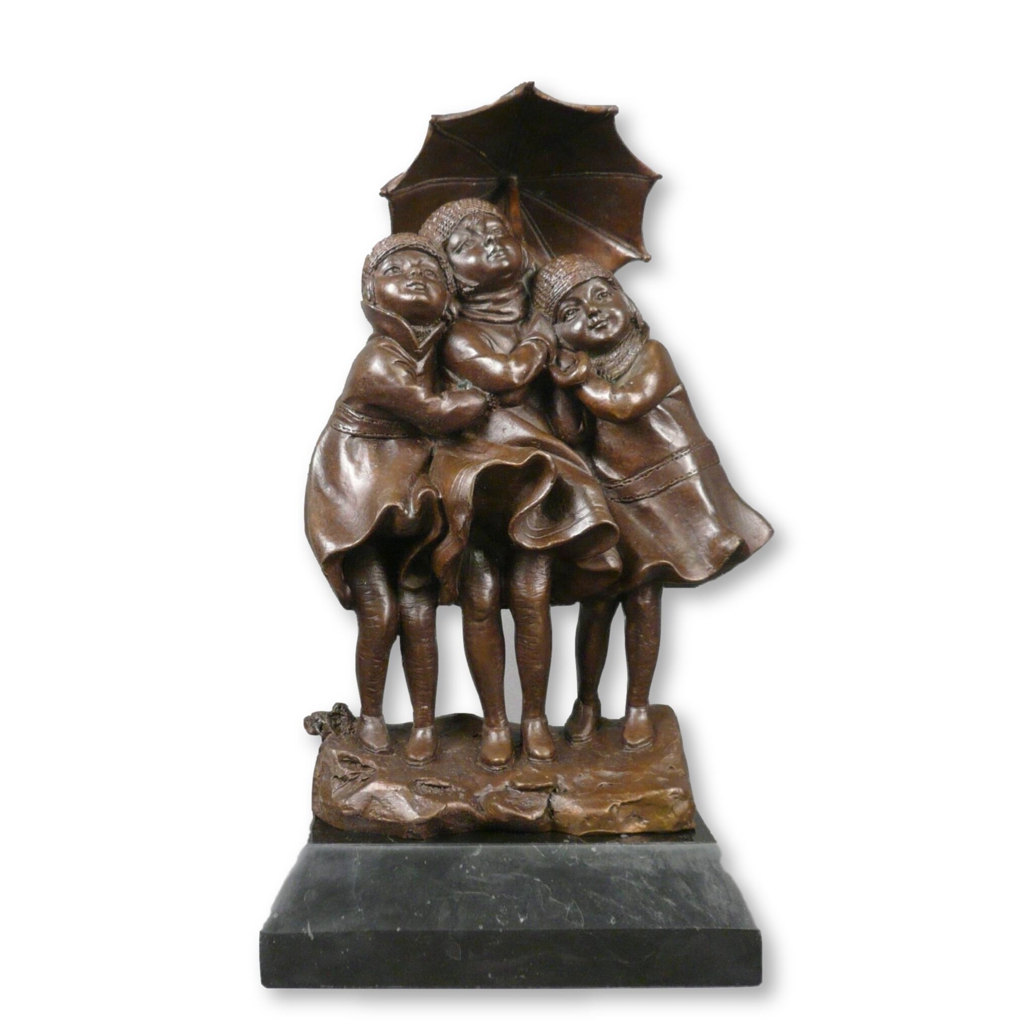 Statue en bronze - Trois fillettes sous la pluie