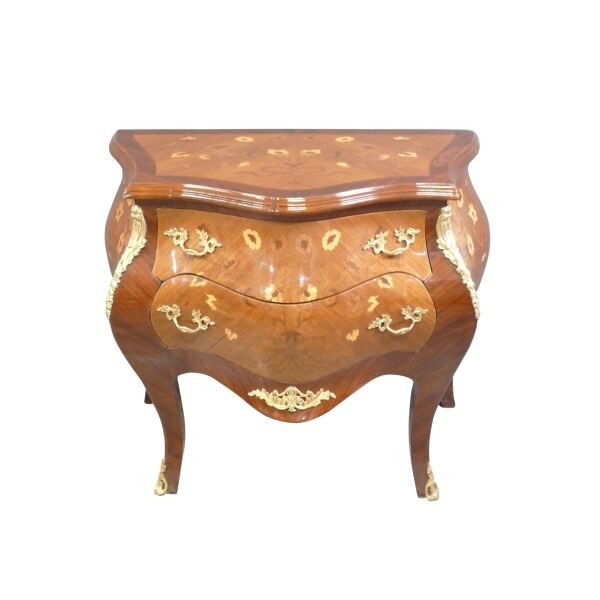 Commode Louis XV galbée façade et côtés 2 Commodes Louis XV galbées toutes faces