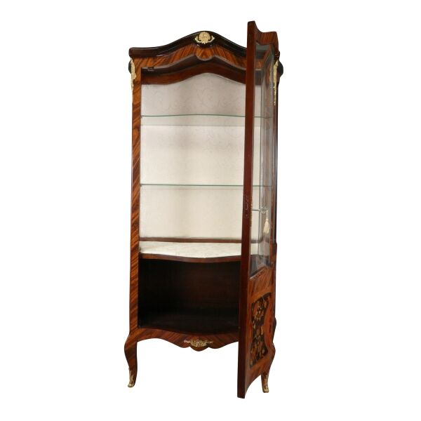 Vitrine Louis XV en marqueterie 4 Vitrine style Louis XV en marqueterie
